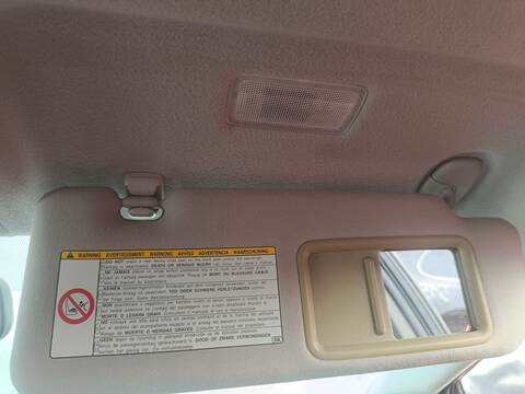 Foto 2ª: Parasol Derecho Toyota Prius 2ZRFXE AUT. (2012)