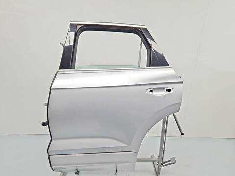 Puerta Trasera Izquierda Volkswagen Touareg 3.0 TDI 4MOTION 286CV 210KW