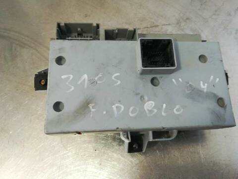 Foto 3ª: Caja Reles Fusibles Fiat Punto 1.3 JTD CAT BERLINA 69CV 51KW (2003)