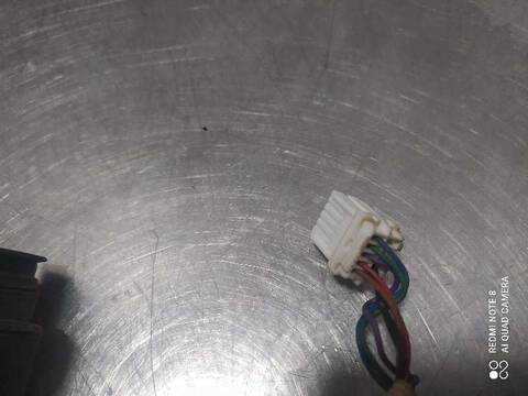 Foto 2ª: Retrovisor Izquierdo Nissan X-Trail COMFORT 114CV 84KW T30) [YD22ETI] (2002)