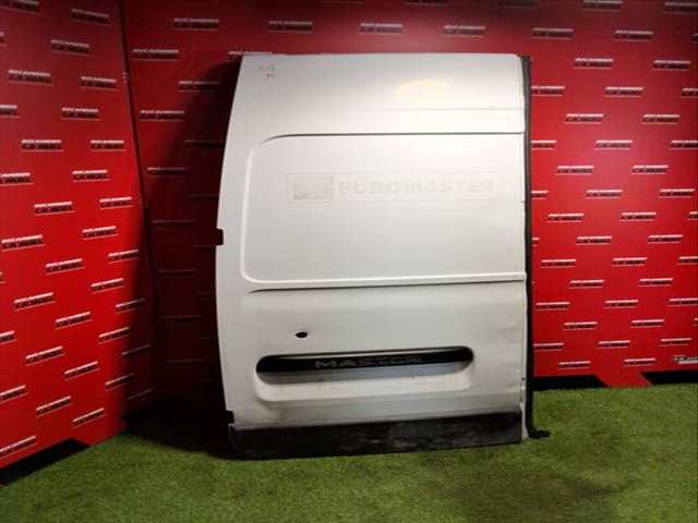 Foto 2ª: Puerta Trasera Izquierda Renault Master 2.3 DCI 125 FWD FV0C FV0D FV0G FV0H FV0J FV0K) 125CV 92KW FURGONETA [M9T 670,M9T 672,M9T 676,M9T 678,M9T 680,M9T 870,M9] (2013)