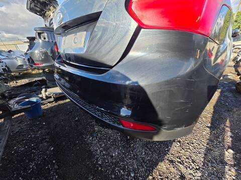 Paragolpes Trasero Ford Focus IQDB BERLINA