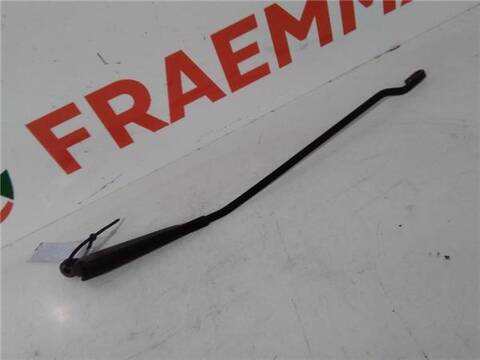 Brazo Limpia Delantero Derecho Toyota Hilux 2.4