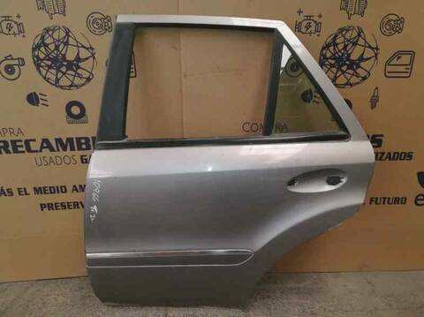 Puerta Trasera Izquierda Mercedes Clase ML 320 CDI 4M EDITION 10 224CV 165KW W164)