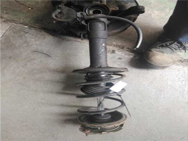 Amortiguador Delantero Derecho Toyota Starlet 1.3