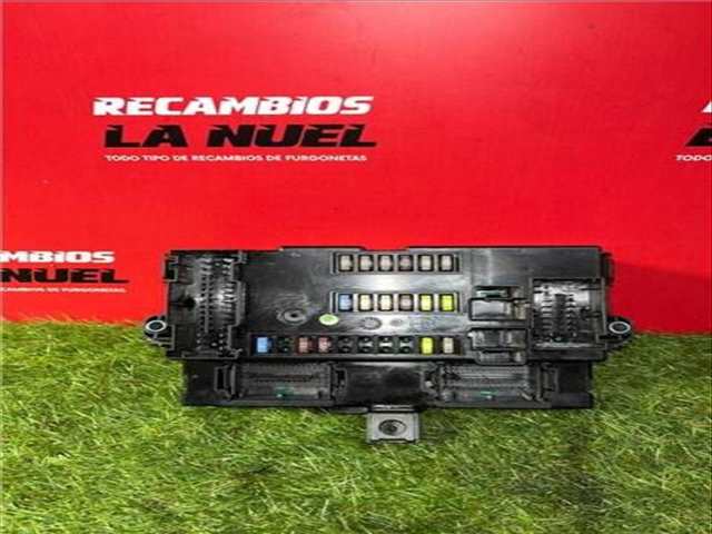 Caja Reles Fusibles Iveco Daily FG 33 S V BATALLA 3520 DIESEL SCR 136CV 100KW FURGON