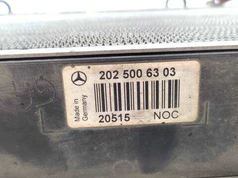 Foto 3ª: Radiador Motor Mercedes Clase C 160 C 220 CDI 202.133) 125CV 92KW [611960] (1999)