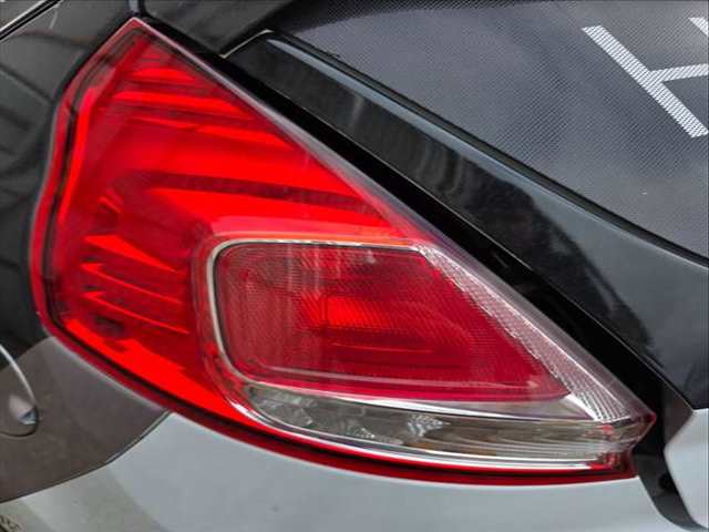 Piloto Trasero Izquierdo Ford Fiesta XUJB