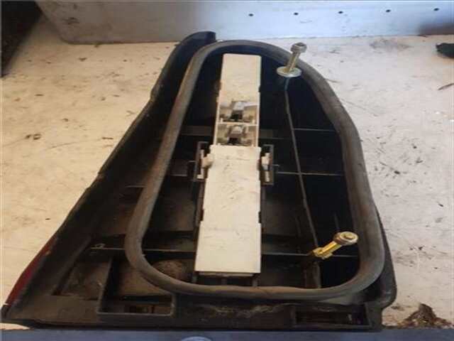 Foto 3ª: Piloto Trasero Izquierdo Citroen Xm 2.5 TURBO D SX [2.5 LTR. - 95 KW TURBODIESEL CAT (THY - DK5ATE)] [THY (DK5ATE)]