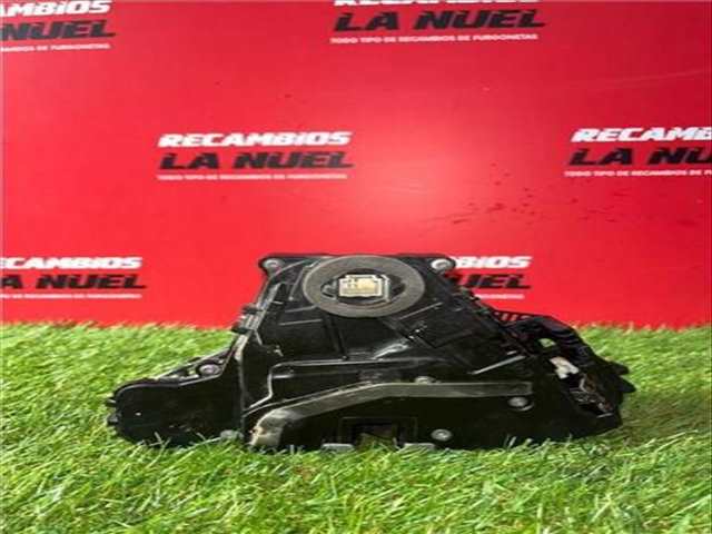 Foto 2ª: Cerradura Puerta Delantera Izquierda Renault Express ADVANCE BLUE DCI DIESEL FAP 75CV 55KW [K9K U8] (2021)