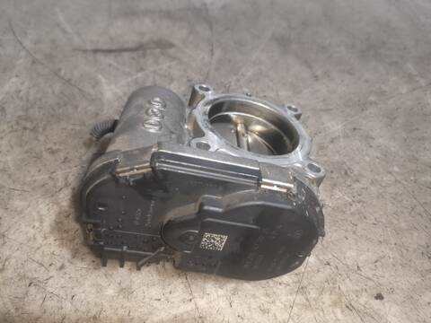 Foto 2ª: Caja Mariposa Mercedes Clase B 150 270910 (2012)