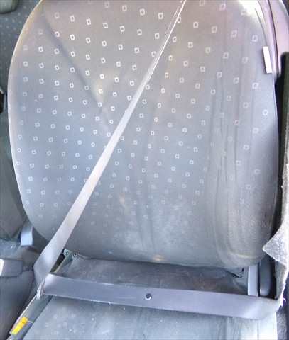 Cinturón Delantero Izquierdo Toyota Yaris 1.4 D 2006-2011