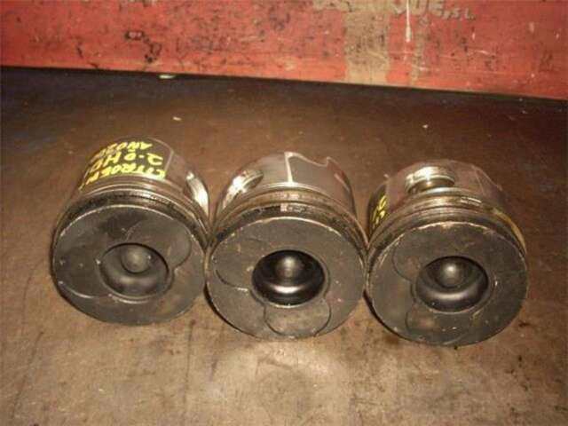 Foto 2ª: Despiece Motor Citroen Xsara 2.0 HDI 90 [RHY (DW10TD)]