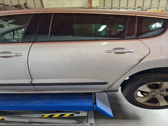 Puerta Trasera Izquierda Peugeot 3008 1.6 HDI 109CV 80KW