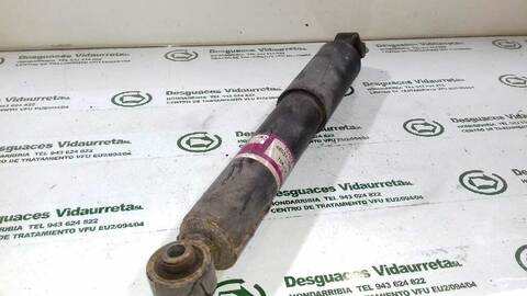 Foto 2ª: Amortiguador Trasero Izquierdo Toyota Rav4 ACTIVE 124CV 91KW [1ADFTV] (2014)