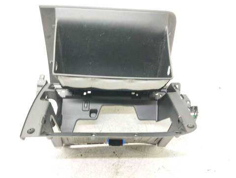 Foto 2ª: Guantera Kia Xceed DRIVE 136CV 100KW [D4FE] (2020)