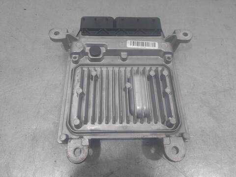 Foto 3ª: Centralita Motor ECU Mercedes Clase C 160 C 220 D 205.404) 170CV 125KW [651921] (2017)