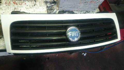 Foto 2ª: Rejilla Delantera Fiat Scudo 9HU FURGON (2007)