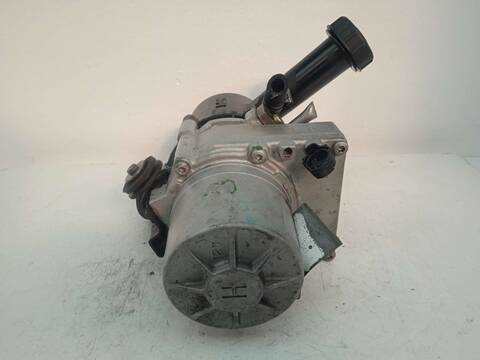 Foto 3ª: Bomba de Direccion Peugeot 407 ST SPORT PACK 136CV 100KW [RHR(DW10BTED4)] (2005)