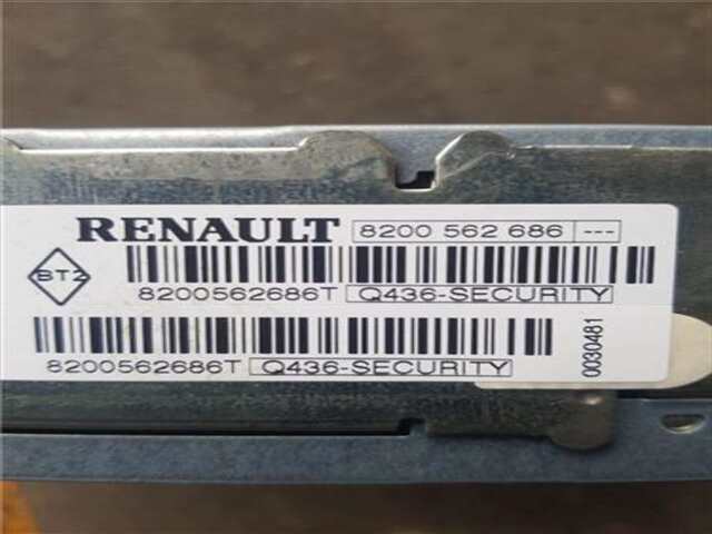 Foto 3ª: Sistema Audio Radio CD Renault Scenic 1.5 AUTHENTIQUE [1.5 LTR. - 78 KW DCI DIESEL] (JM)(2003-_) [K9K P7]