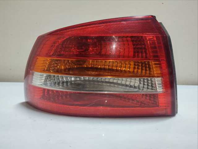 Piloto Trasero Izquierdo Opel Astra BERLINA