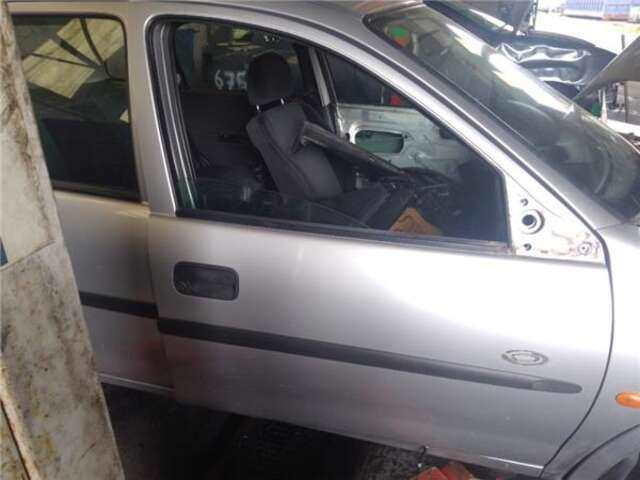 Puerta Delantera Derecha Opel Corsa 1.7 D