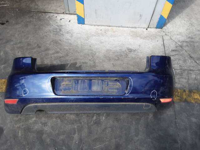 Paragolpes Trasero Volkswagen Golf 1.6 TDI 105CV 0CV