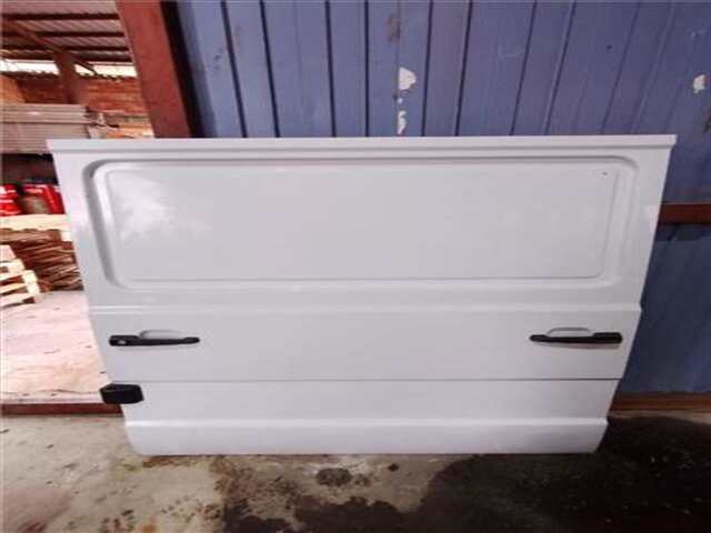 Puerta Lateral Corredera Derecha Mercedes 100 D (631.332. 631.342)