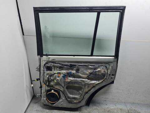Foto 2ª: Puerta Trasera Derecha Toyota Land Cruiser D4-D VX 5-PTAS.) 163CV 120KW [1KDFTV] (2001)
