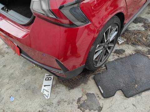 Foto 3ª: Paragolpes Trasero Hyundai i20 G4LF (2022)