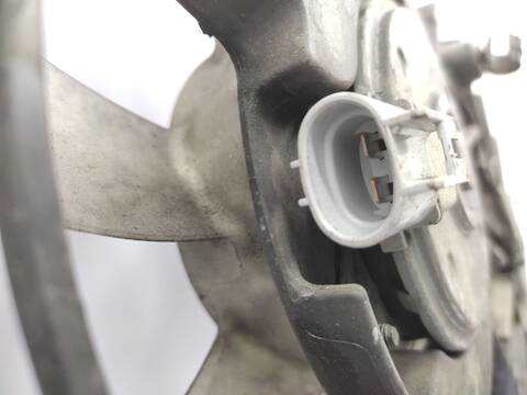 Foto 3ª: Electroventilador Toyota Auris 1.8 HYBRID ZWE186_) 136CV 100KW [2ZR] (2015)