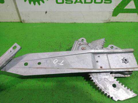 Foto 3ª: Elevalunas Manual Trasero Derecho Nissan Micra BASICO 54CV [CG10DE] (1998)