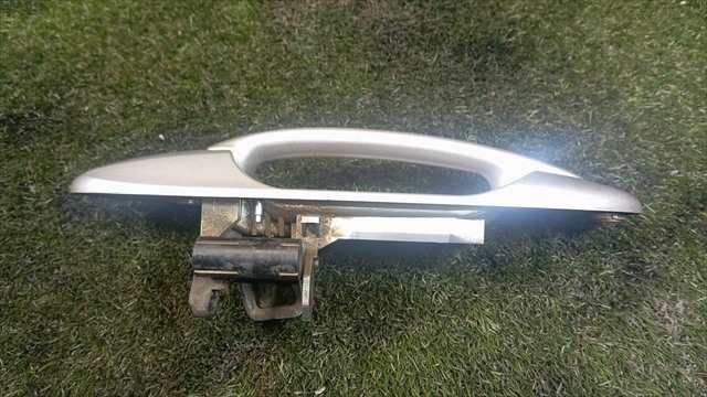 Foto 3ª: Maneta Exterior Trasera Izquierda Toyota Land Cruiser 4.2 T DIESEL HDJ100 (2003)