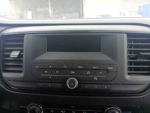 Sistema Audio Radio CD Peugeot Expert ASPHALT STANDARD 120CV 88KW FURGON