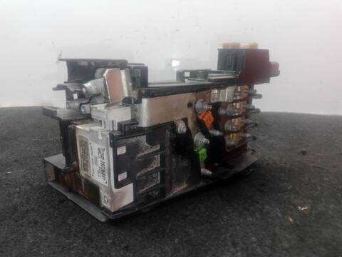 Caja Reles Fusibles Peugeot 3008 2.0 HDI 150 - BLUEHDI 150 150CV 110KW