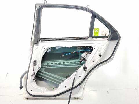 Foto 3ª: Puerta Trasera Derecha Mercedes Clase E 180 VERSION INDEFINIDA (2009)