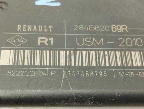 Foto 3ª: Caja Reles Fusibles Renault Megane D III BERLINA 5P DYNAMIQUE [H5F A4] (2013)