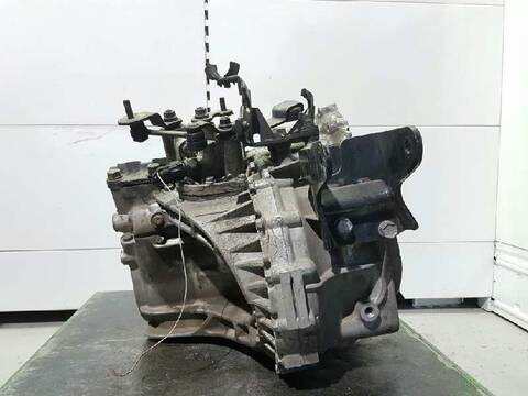 Foto 2ª: Caja Cambios Hyundai Tucson 2.0 CRDI COMFORT 140CV 103KW [D4EA] (2006)