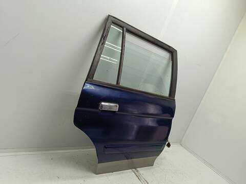 Foto 3ª: Puerta Trasera Derecha Mitsubishi Montero 2.5 TD GLS 99CV 73KW [4D56] (2000)