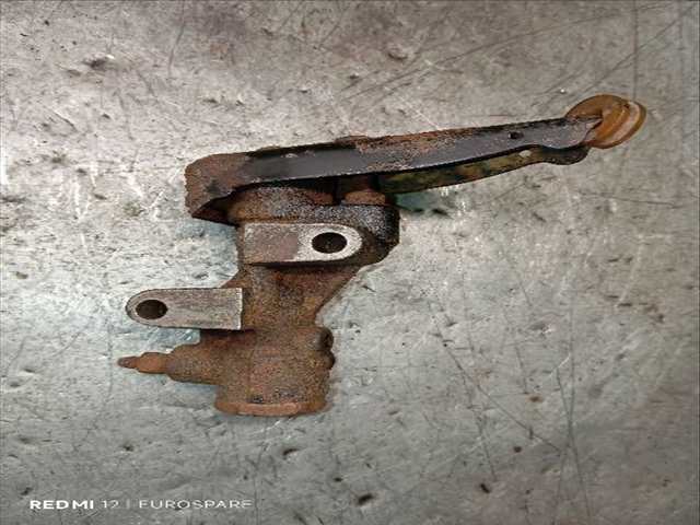 Foto 2ª: Bomba Freno Mitsubishi L200 2.5 D 4P CAJA ABIERTA [4D56] (1999)