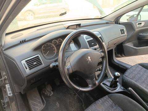Salpicadero Peugeot 307 NFU
