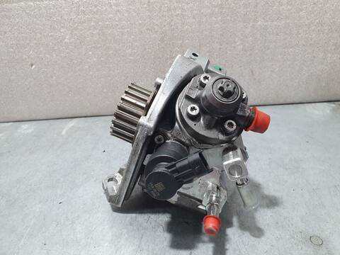 Foto 2ª: Bomba Inyeccion Ford Focus 1.5 ECOBLUE TDCI CAT 120CV 88KW (2018)