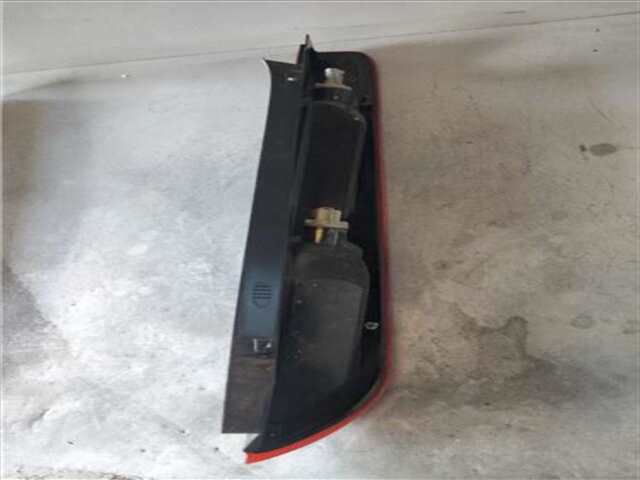 Foto 2ª: Piloto Trasero Derecho Ford Focus 2.0 GHIA [2.0 LTR. - 100 KW TDCI CAT] [G6DA]