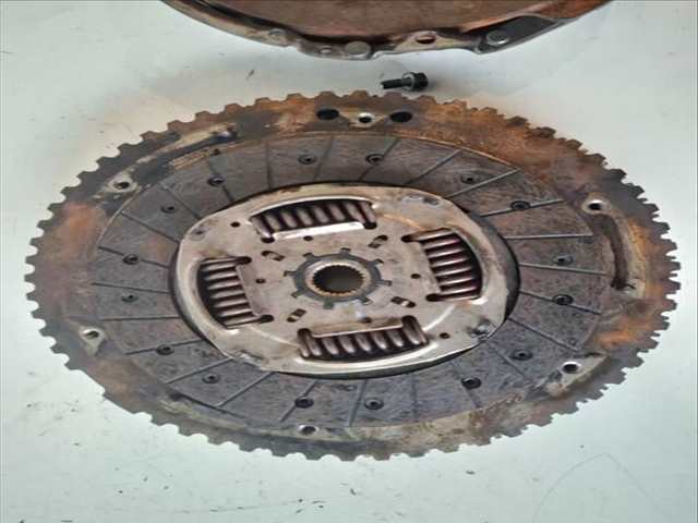 Foto 2ª: kit Embrague Dacia Sandero H4B400 (2015)