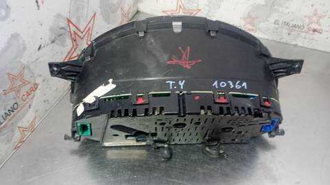 Foto 3ª: Cuadro de Instrumentos Volkswagen Transporter COMBI 88CV 65KW FURGONETA [AJT] (2001)