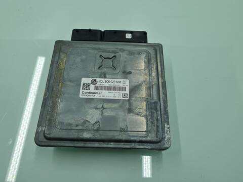 Foto 3ª: Centralita Motor ECU Volkswagen Golf RABBIT BLUEMOTION 105CV 77KW [CAY] (2012)