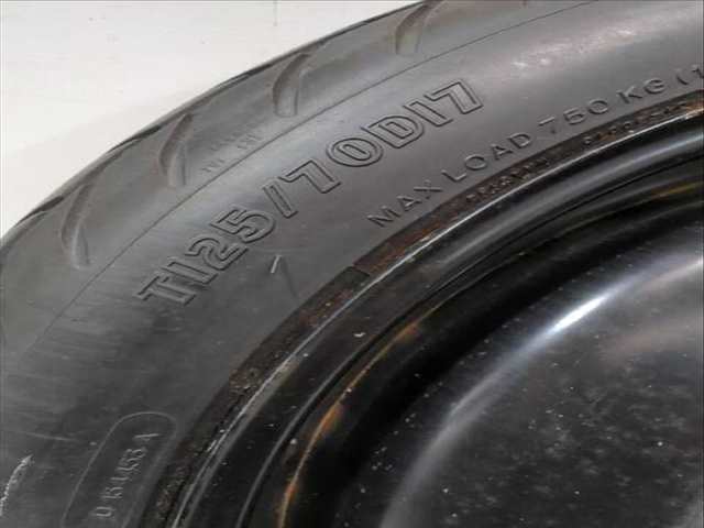 Foto 3ª: Neumatico Toyota Auris 1.33 DUAL-VVTI NRE150_) 101CV [1NR-FE] (2006)