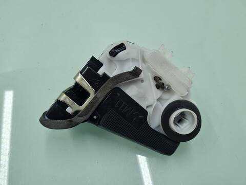 Foto 4ª: Cerradura Puerta Trasera Derecha Toyota Yaris MXPH11L-BHXSBW 115CV [M15AFXE] (2021)