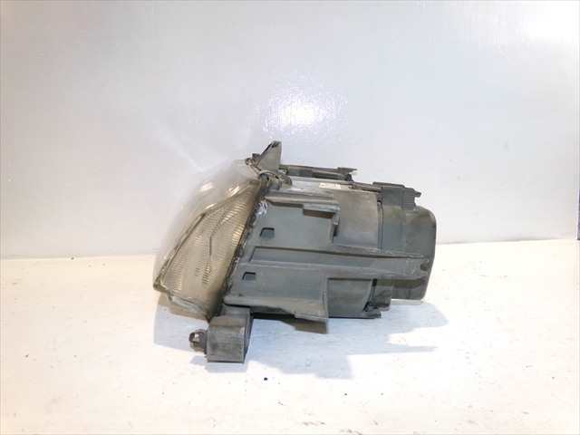 Foto 2ª: Faro Izquierdo Alfa Romeo 146 2.0 TD 1994-1999 [AR33601] (1998)