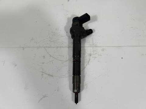 Foto 2ª: Inyectores Volkswagen Golf 1.6 TDI 105 CV 77KW [CLHA CLH] (2012)